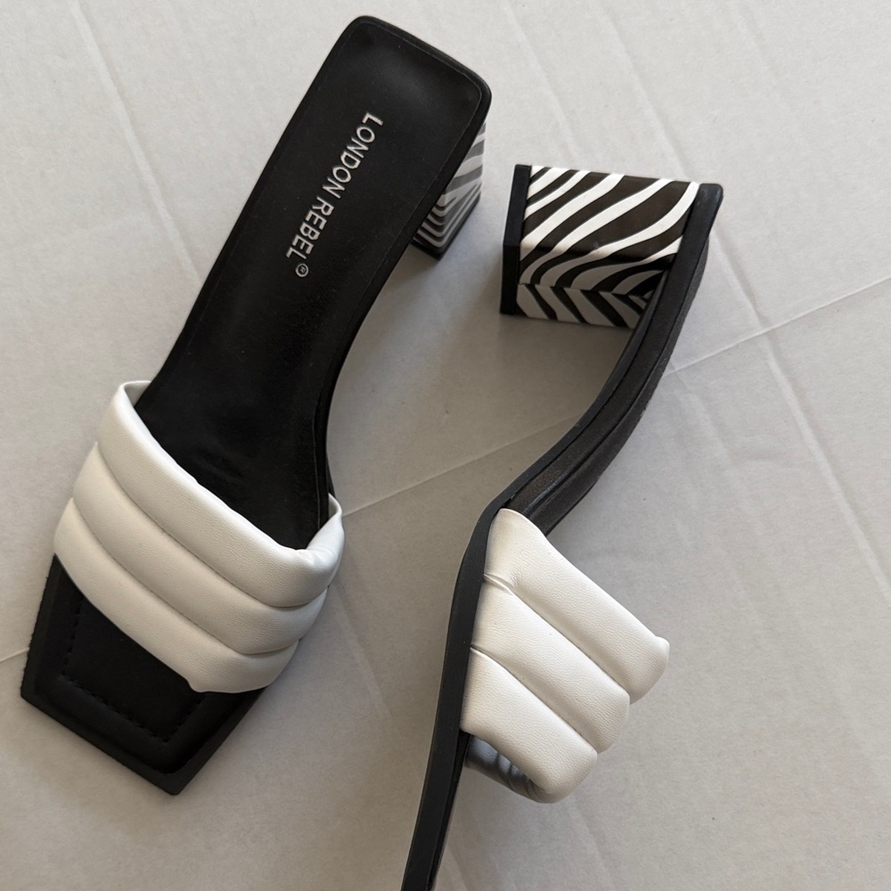 London Rebel wide fit padded block heel mule in zebra
